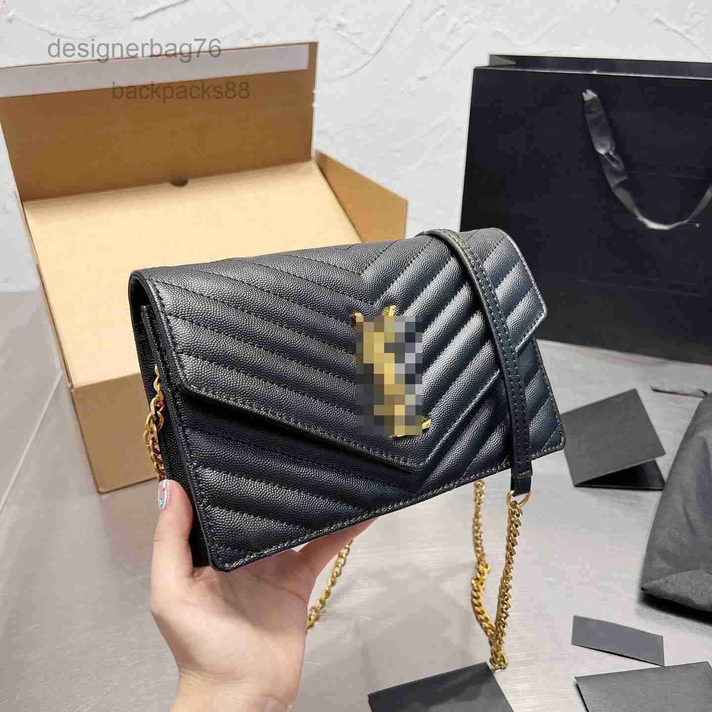 hobo Hands outlet designer evening bag wrist s elegant Fashion fashion lady purse single shoulder messenger envelope Chain Leather fashionable caviar EZOT, Sky blue
hobo Hands outlet designer evening bag wrist s elegant Fashion fashion lady purse single shoulder messenger envelope Chain Leather fashionable caviar EZOT, Sky blue