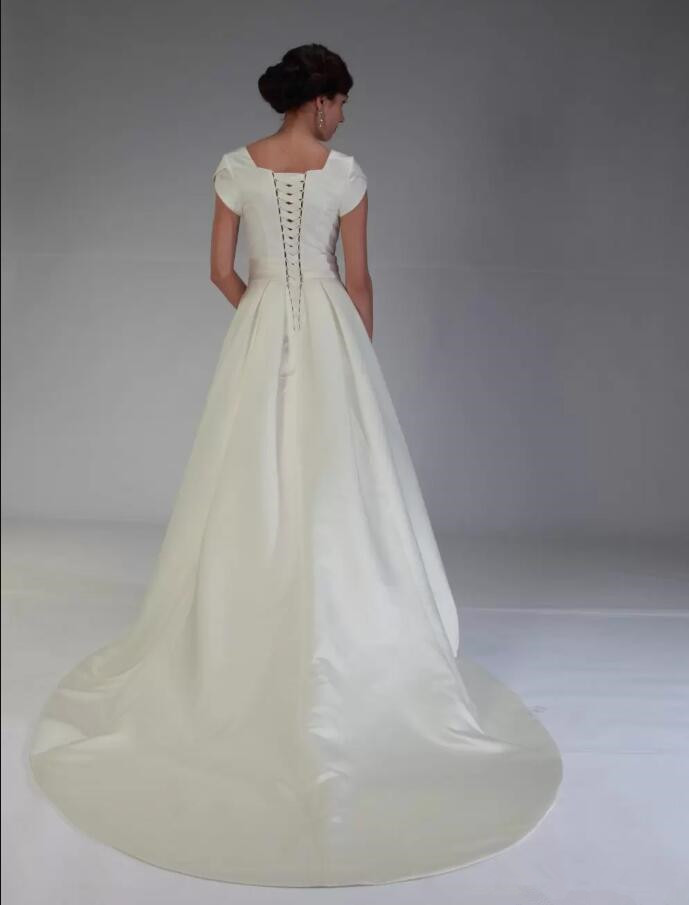 Vestido de Noiva A-line Wedding Dresses Vintage Modest Simple Satin Cap Sleeves Mature Women Second bridal gown corset back