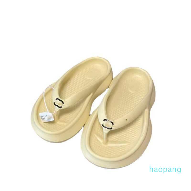 Slippers Small fragrant thick bottom herringbone new type of muffin raised beach, Pink10
Slippers Small fragrant thick bottom herringbone new type of muffin raised beach, Pink10