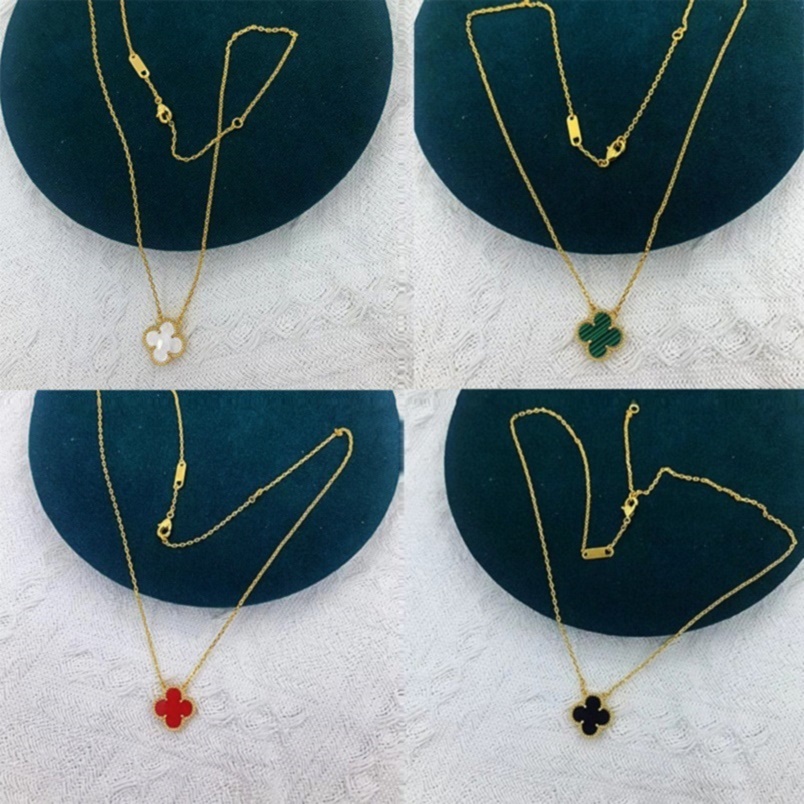 Womens Luxury Designer Necklace Fashion Flowers Four-leaf Clover Necklaces 18K Gold Stainless Steel Necklaces Jewelry
Womens Luxury Designer Necklace Fashion Flowers Four-leaf Clover Necklaces 18K Gold Stainless Steel Necklaces Jewelry
