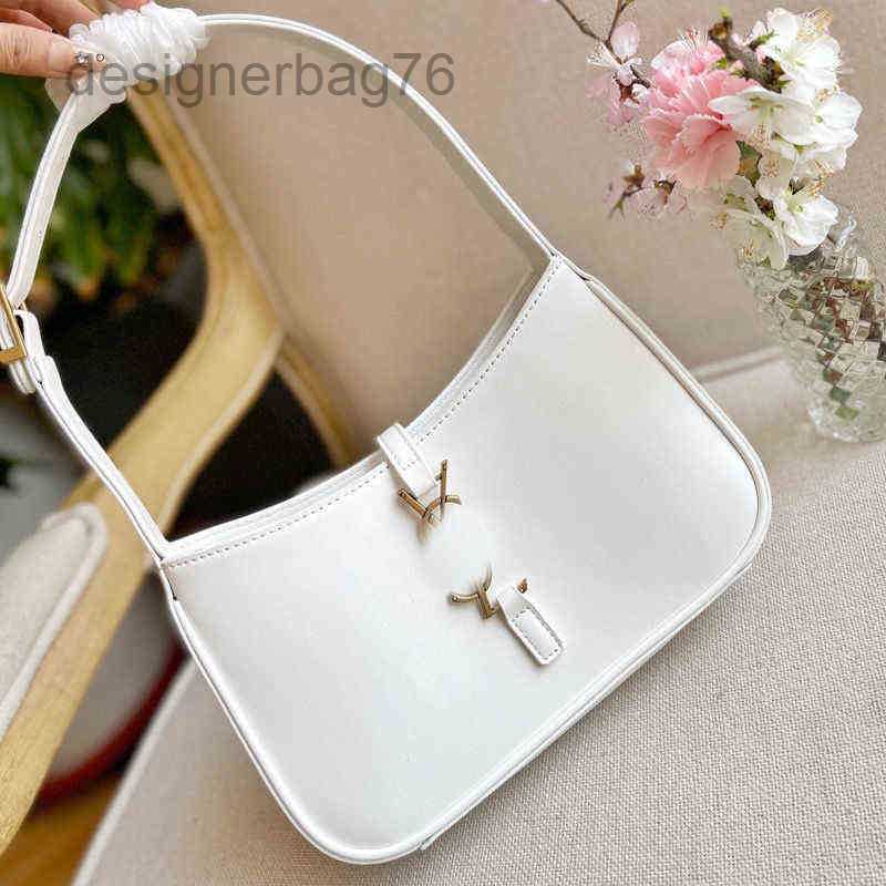 Chain Hands outlet Fashion Handbag Paris Designer Brand Tassel Shoulder Bag Siant Lourent Manhattan Niki Women's Trendy Leather Retro Versatile Lady VGG8, Black
Chain Hands outlet Fashion Handbag Paris Designer Brand Tassel Shoulder Bag Siant Lourent Manhattan Niki Women's Trendy Leather Retro Versatile Lady VGG8, Black