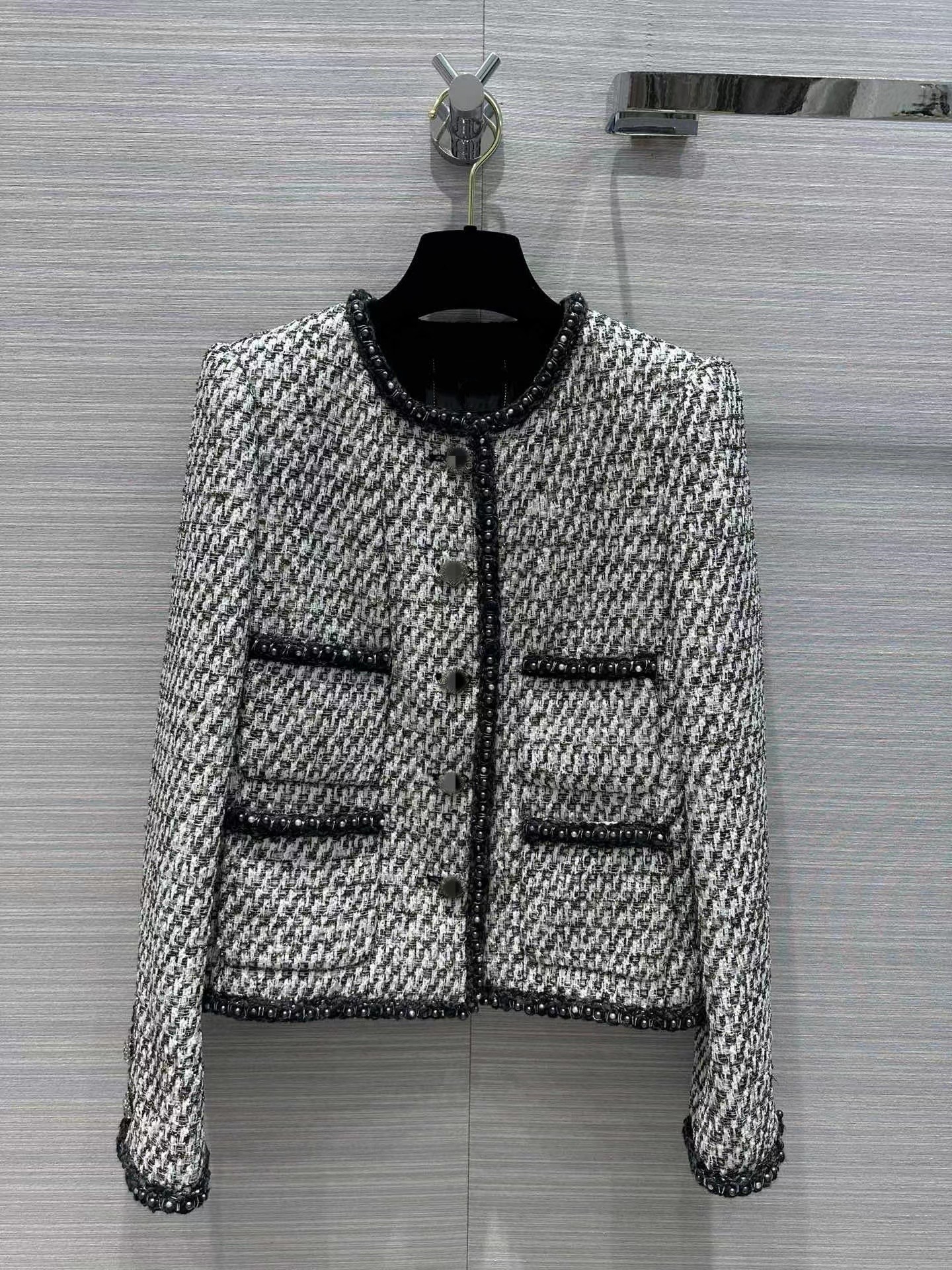 Milan Runway Jackets 2023 Spring O Neck Long Sleeve Panelled Women' Designer Coats Brand Same Style Outerwear 0213-1, Contrast color
Milan Runway Jackets 2023 Spring O Neck Long Sleeve Panelled Women' Designer Coats Brand Same Style Outerwear 0213-1, Contrast color
