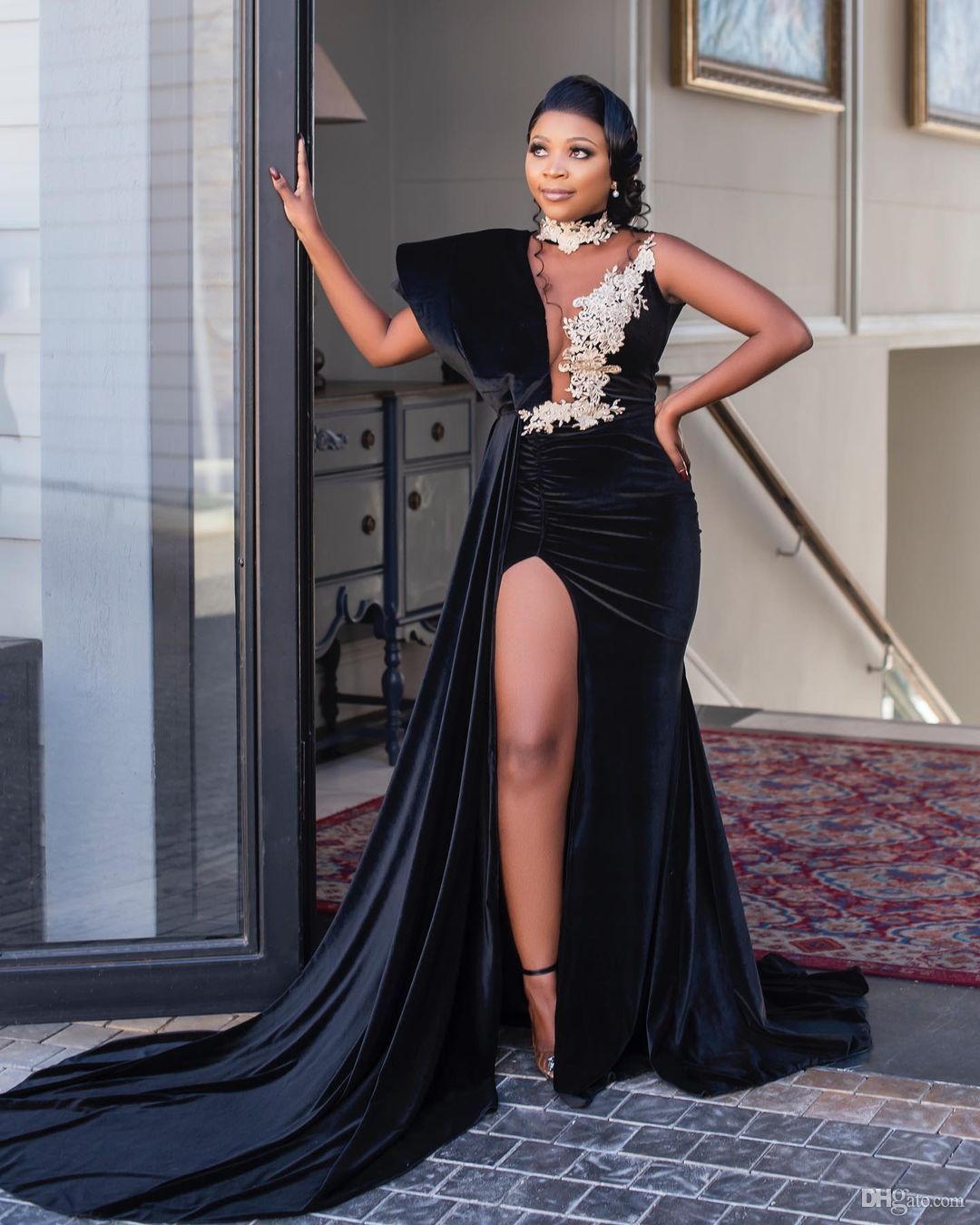 2023 Black Long Mermaid Prom Dresses Velvet High Neck Plus Size Illusion Lace Appliques Crystal Beads Side Split Formal Party Gowns Evening Dress Vest