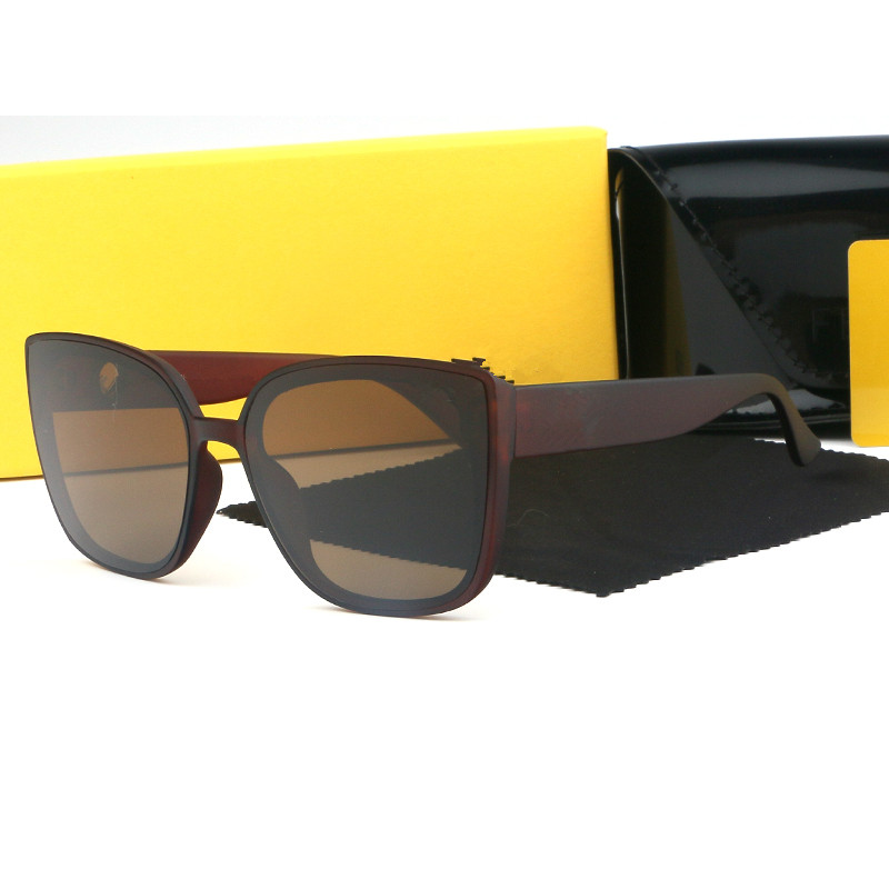 Designer Luxury Sunglasses Men Eyeglasses Outdoor Shades Big Square Frame Fashion Classic Lady Sun glasses Mirrors High Quality
Designer Luxury Sunglasses Men Eyeglasses Outdoor Shades Big Square Frame Fashion Classic Lady Sun glasses Mirrors High Quality