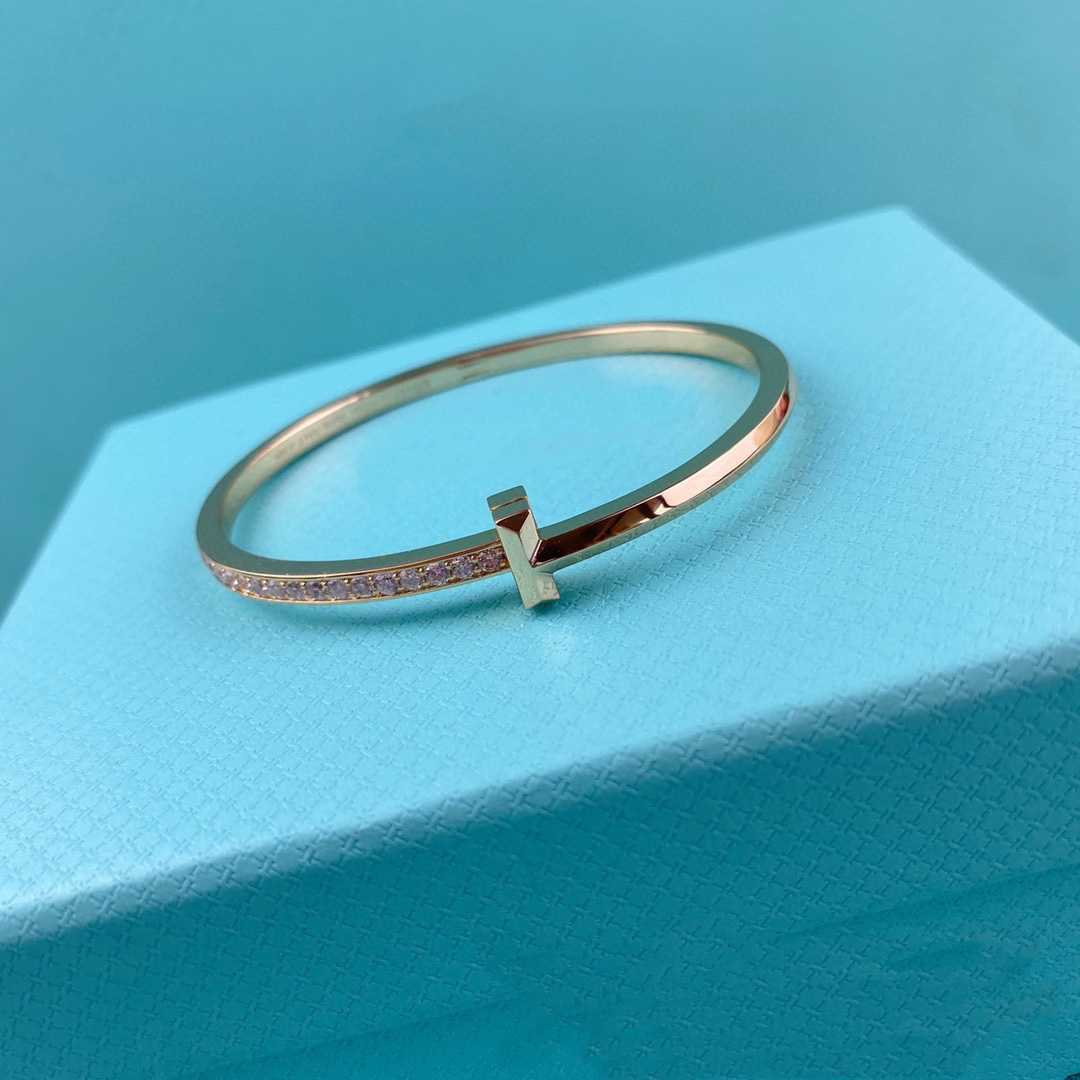 Factory designer bangle T Brand Designers Knot Bangle Double Bracelets Diamond Bangles Bracelet V gold plated micro Fashion nar RIRL
Factory designer bangle T Brand Designers Knot Bangle Double Bracelets Diamond Bangles Bracelet V gold plated micro Fashion nar RIRL