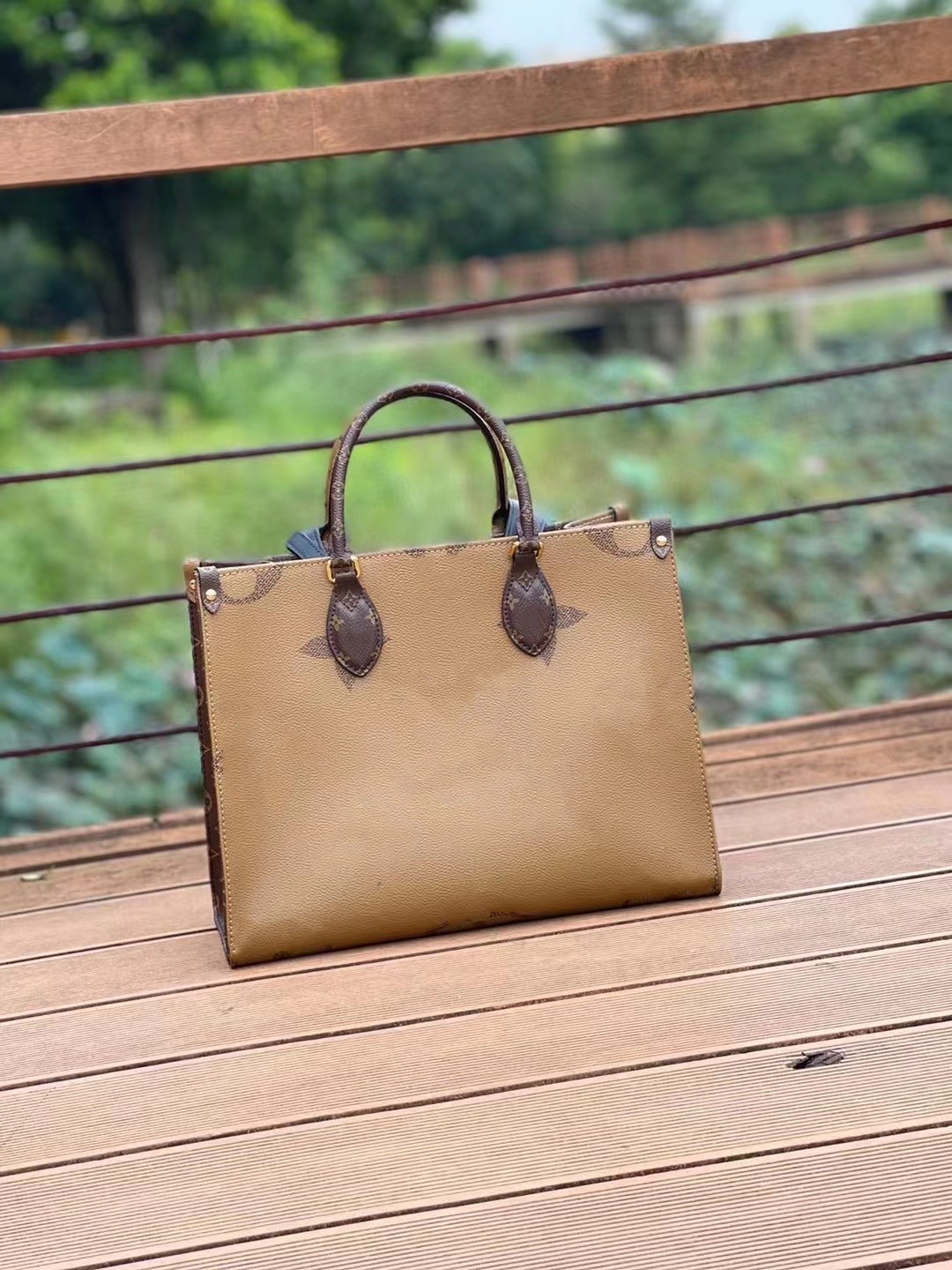 Wallets Fashion women's bag shoulder bag handbag Tote bag shopping bag M45321 M45320 onthego large and medium handbags
Wallets Fashion women's bag shoulder bag handbag Tote bag shopping bag M45321 M45320 onthego large and medium handbags