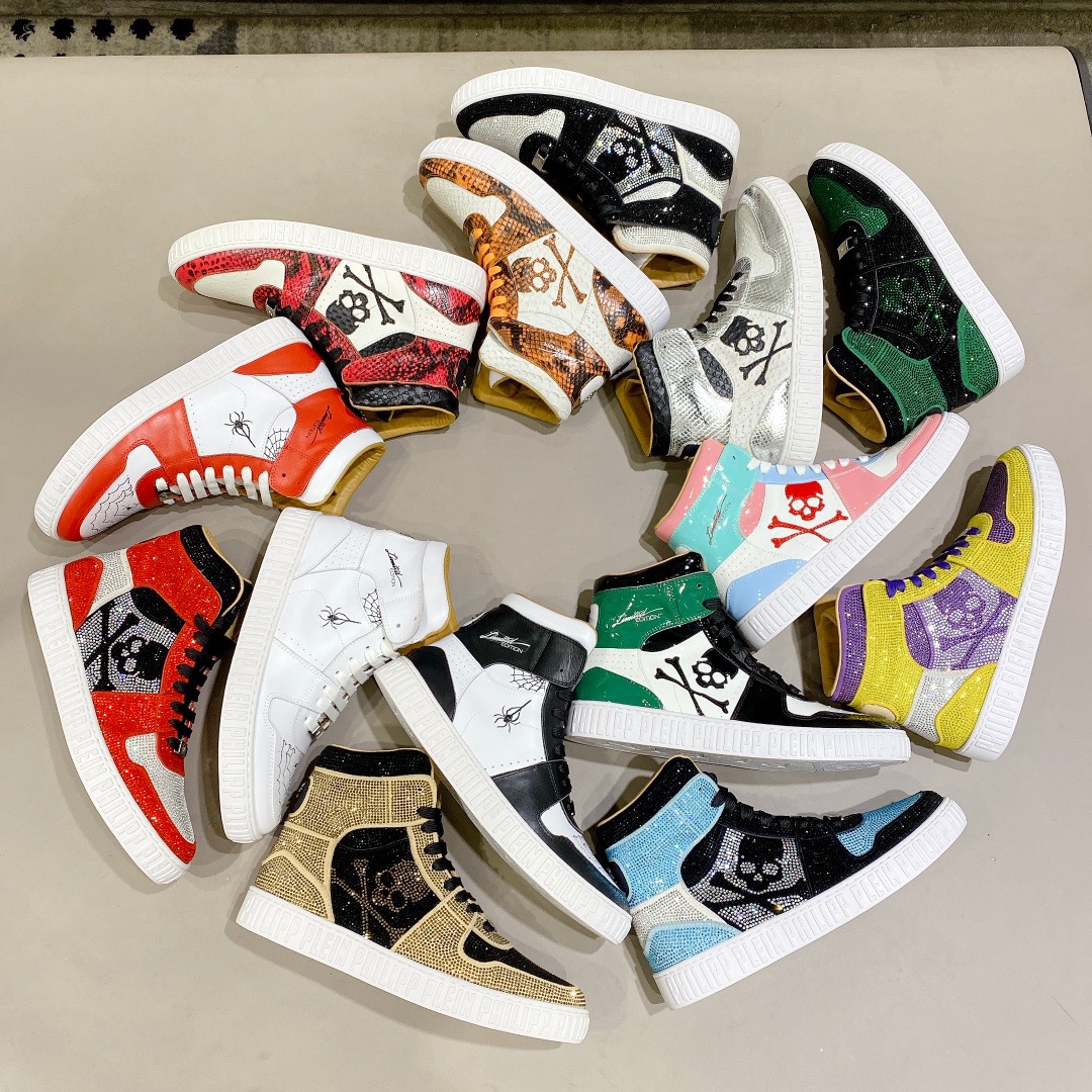 2023 New High Tube Philipp Casual Shoes Genune Leather Glitter Boots Cowhide Couple Thick Bottom Women Men Shoes Rhinestone Metal Skull Nnkle Piein Boots, Colour# 1
2023 New High Tube Philipp Casual Shoes Genune Leather Glitter Boots Cowhide Couple Thick Bottom Women Men Shoes Rhinestone Metal Skull Nnkle Piein Boots, Colour# 1