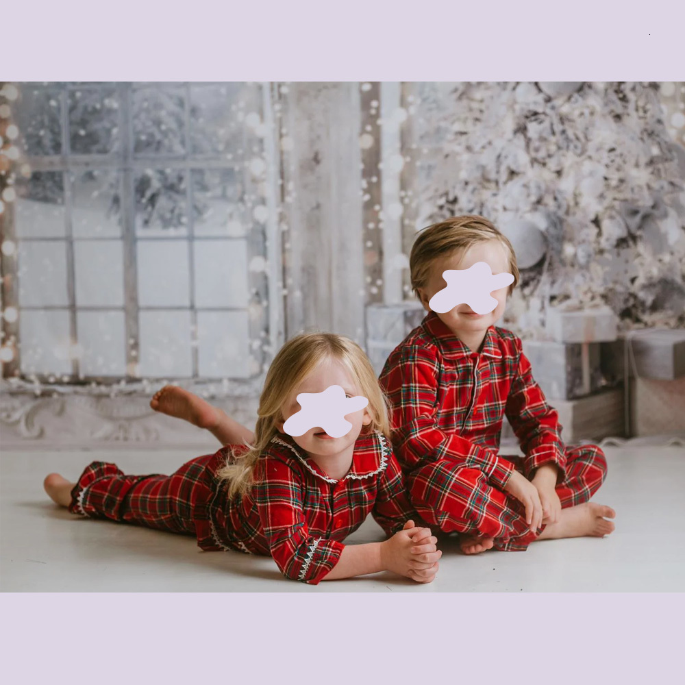 Pajamas Wholesale Baby Clothes Tartan Flannel Toddler Sets Matching Family Kids Boy Girl Christmas Pyjamas 230213