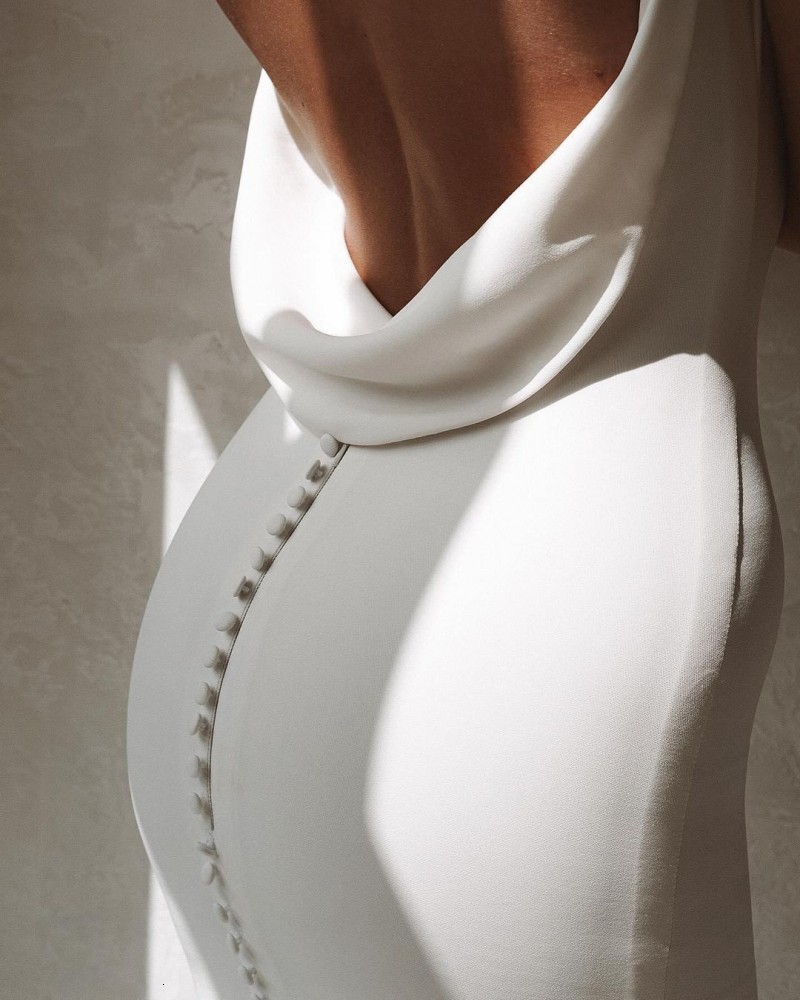 Party Dresses Sexy Mermaid Wedding VNeck Open Back Boho Gown Simple Plain Long Train Buttons Beach Bridal Robe De Mariee 230213