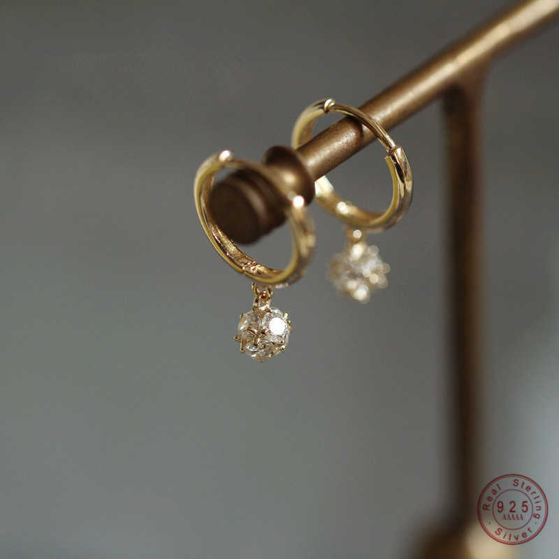 Shiny Exquisite Zircon Ball Earrings for Women 925 Sterling Silver Plated 9k Gold Earrings 
Shiny Exquisite Zircon Ball Earrings for Women 925 Sterling Silver Plated 9k Gold Earrings