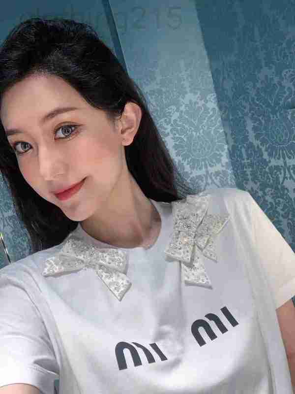 Women' T-Shirt Designer Double bow decoration short sleeve T-shirt for women 2022 summer new loose and versatile letter top SK2B, White3
Women' T-Shirt Designer Double bow decoration short sleeve T-shirt for women 2022 summer new loose and versatile letter top SK2B, White3