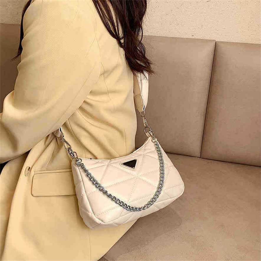 Cheap Bags Wholesale Handbag version solid color triangle sewing trend child mother simple Single Messenger chain women'sA4YQ sales, Black3
Cheap Bags Wholesale Handbag version solid color triangle sewing trend child mother simple Single Messenger chain women'sA4YQ sales, Black3