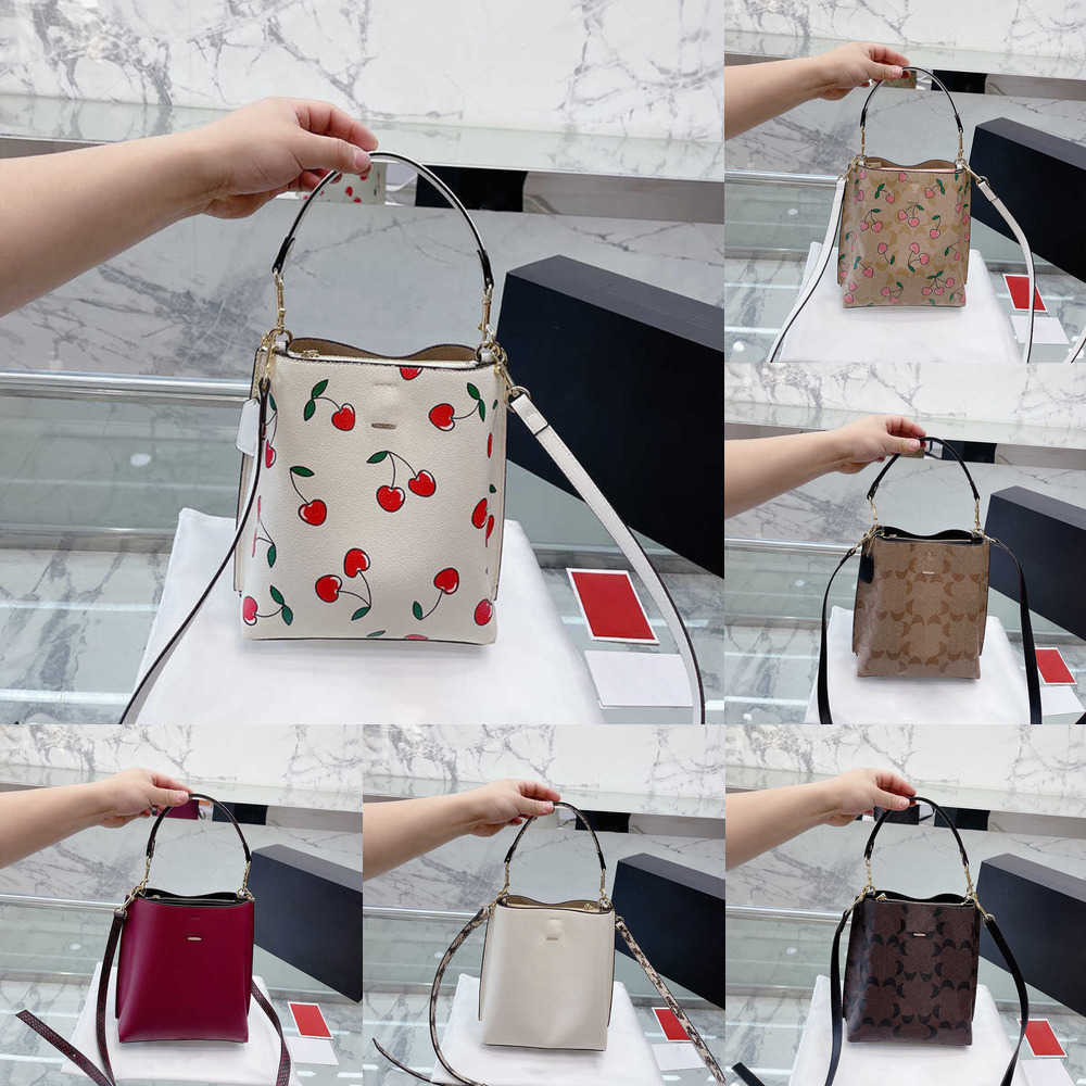 bucket bags crossbody designer bags handbags Fashion Cherry Shopping Handbag Totes brown shoulder bag purses luxury bag 230207, Beige
bucket bags crossbody designer bags handbags Fashion Cherry Shopping Handbag Totes brown shoulder bag purses luxury bag 230207, Beige