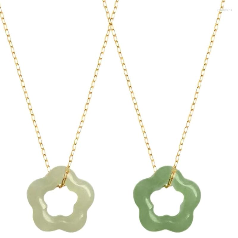 Pendant Necklaces Natural Jade Necklace Hollow Carved Flower Shaped Dainty Choker Fashion Charm Chinese Jewelry
Pendant Necklaces Natural Jade Necklace Hollow Carved Flower Shaped Dainty Choker Fashion Charm Chinese Jewelry
