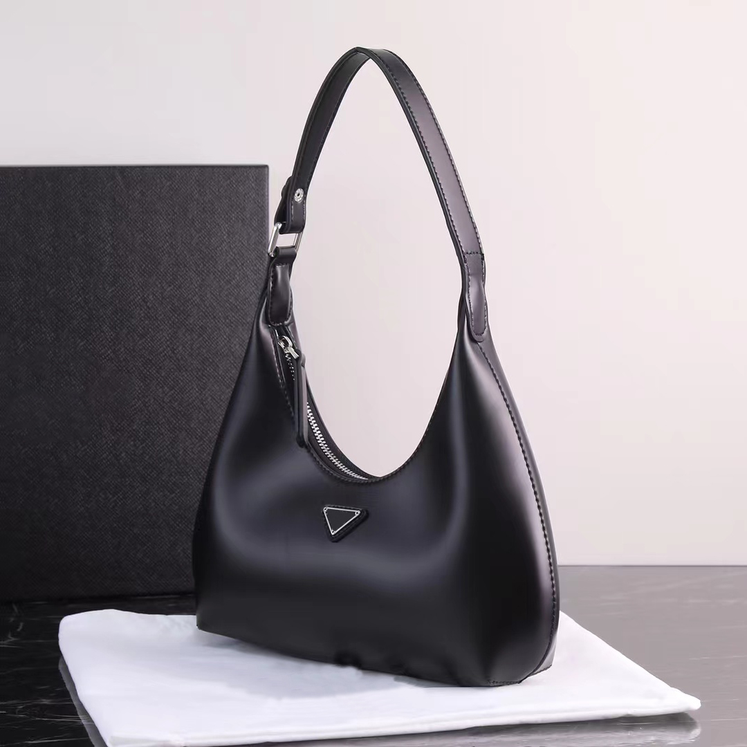 Luxury designer women's handbag Tote Mabit fashion leather messenger bag handbag shoulder bag underarm bag 8812, 3#8812
Luxury designer women's handbag Tote Mabit fashion leather messenger bag handbag shoulder bag underarm bag 8812, 3#8812
