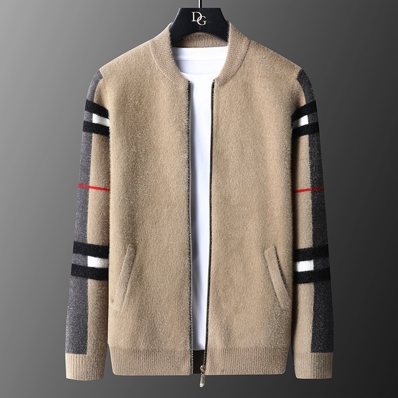 Men's Jackets Luxury highend brand knitted jacket men's fashion stripe casual sweater cardigan autumn and winter trend wear coat 230213, Black
Men's Jackets Luxury highend brand knitted jacket men's fashion stripe casual sweater cardigan autumn and winter trend wear coat 230213, Black