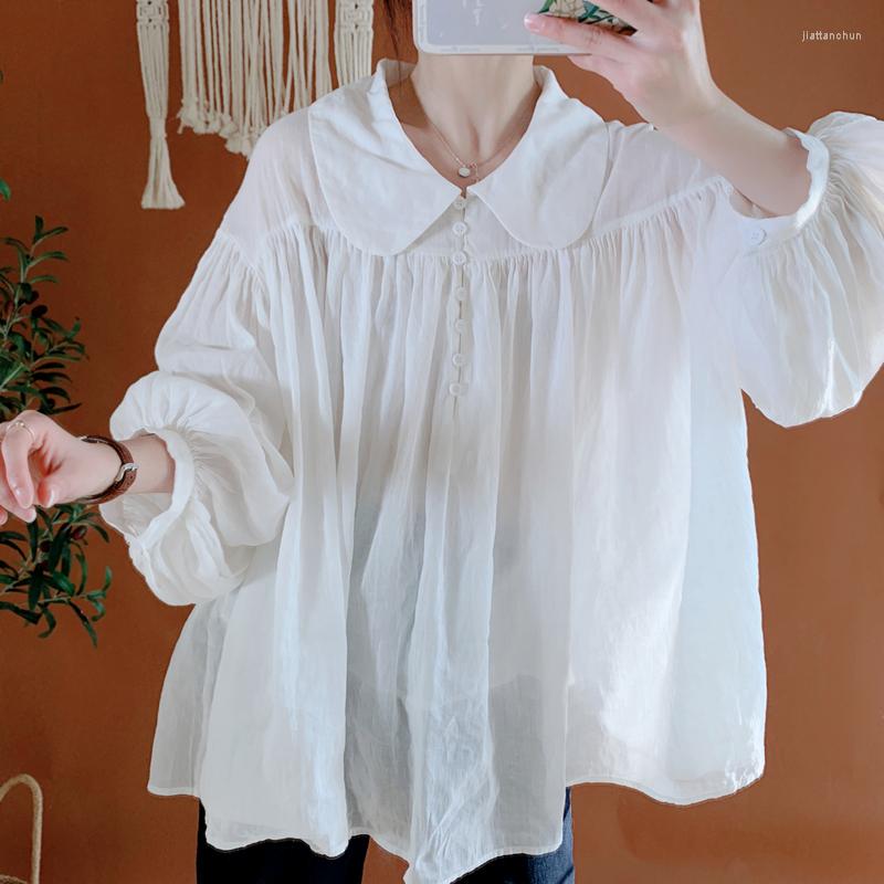 Women's Blouses 2023 Spring Japanese Mori Girl Doll Collar Cotton Linen White Lantern Sleeves Thin Loose Shirt
Women's Blouses 2023 Spring Japanese Mori Girl Doll Collar Cotton Linen White Lantern Sleeves Thin Loose Shirt
