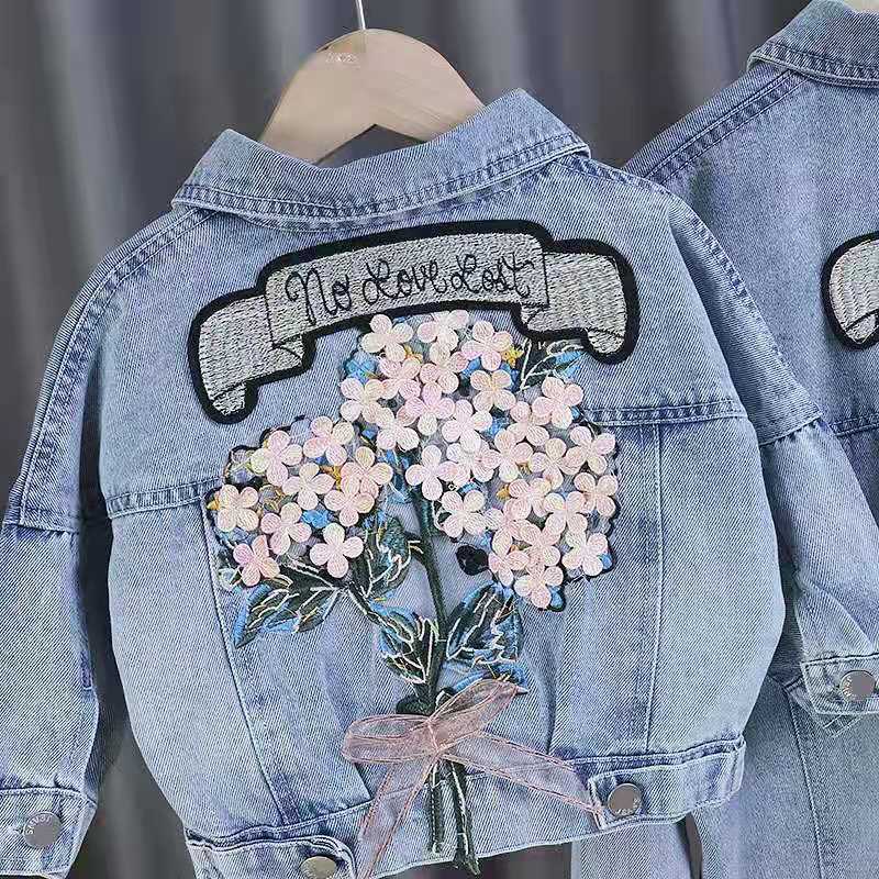 Jackets Spring Autumn Kids Denim Jackets for Girls Baby Flower Embroidery Coats Fashion Child Kids Outwear Ripped Jeans Jackets Jean 230213