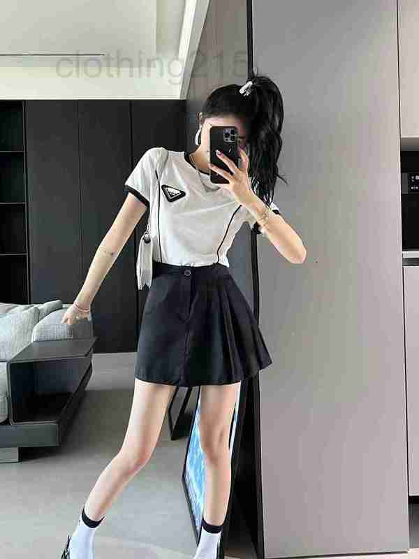 Women's Two Piece Pants Designer 2022 new knitting t-shirt Short skirt suit with casual fashion wear and top waistband design, White3
Women's Two Piece Pants Designer 2022 new knitting t-shirt Short skirt suit with casual fashion wear and top waistband design, White3