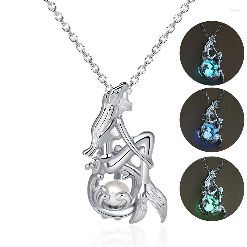Pendant Necklaces 1 Piece Women Glow In The Dark Necklace Mermaid Luminous Stone Neklace For Girl Creative Chain Fashion Jewelry
Pendant Necklaces 1 Piece Women Glow In The Dark Necklace Mermaid Luminous Stone Neklace For Girl Creative Chain Fashion Jewelry