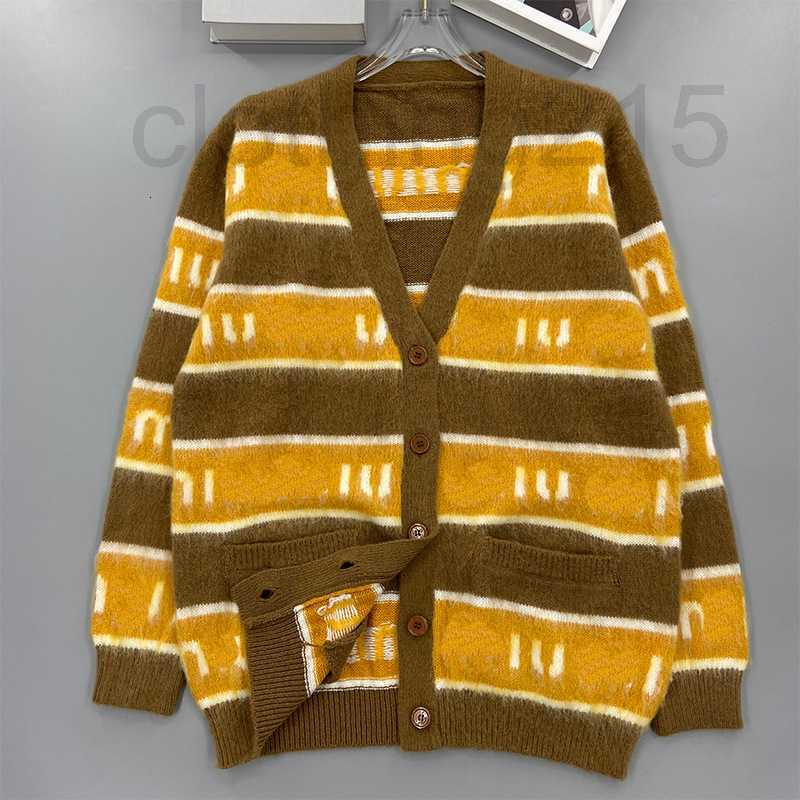 Women' Knits & Tees Designer Yellow knitting V-neck letter stripe mohair cardigan sweater women loose lazy early autumn 2022 X2JY, Picture color
Women' Knits & Tees Designer Yellow knitting V-neck letter stripe mohair cardigan sweater women loose lazy early autumn 2022 X2JY, Picture color