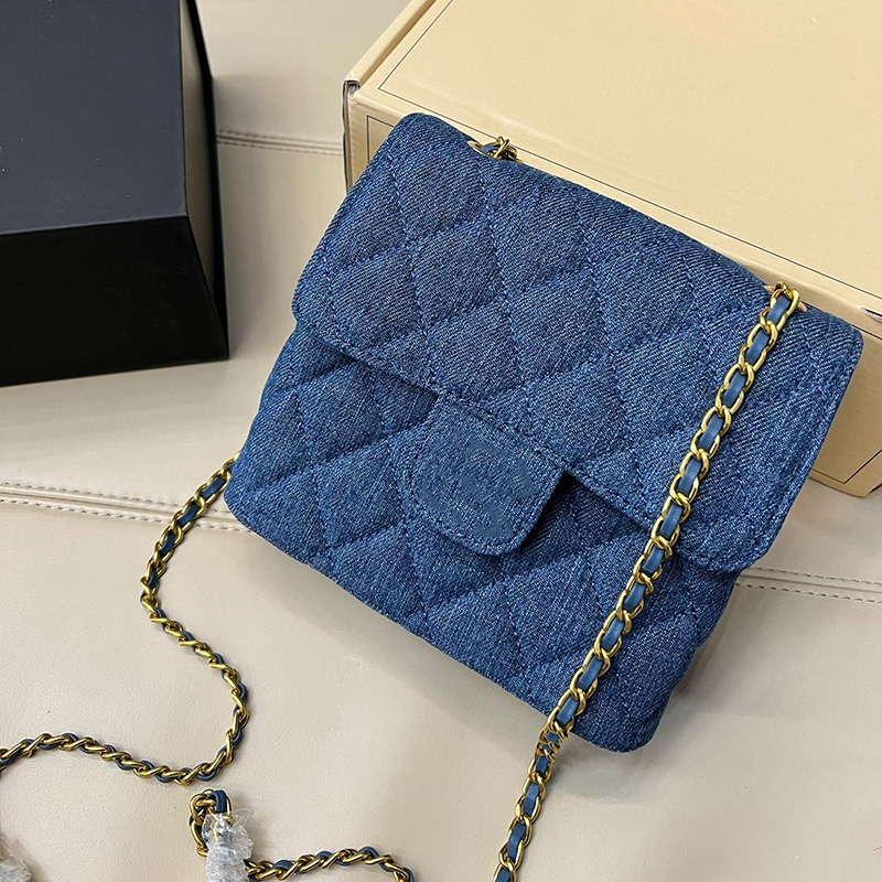 Shoulder Bags 1990 Vintage Dark Blue Denim Square Mini Flap Bags Gold Metal Hardware Matelasse Chain Crossbody Shoulder GHW Purse Turn Lock, Box
Shoulder Bags 1990 Vintage Dark Blue Denim Square Mini Flap Bags Gold Metal Hardware Matelasse Chain Crossbody Shoulder GHW Purse Turn Lock, Box