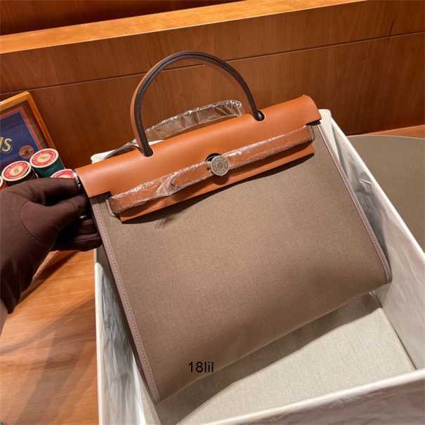 Designer Bags Kellies Herme Women Handbags Herbag 31cm outer seam Sellier 18 elephant grey all manual understand the goods, Sky blue
Designer Bags Kellies Herme Women Handbags Herbag 31cm outer seam Sellier 18 elephant grey all manual understand the goods, Sky blue
