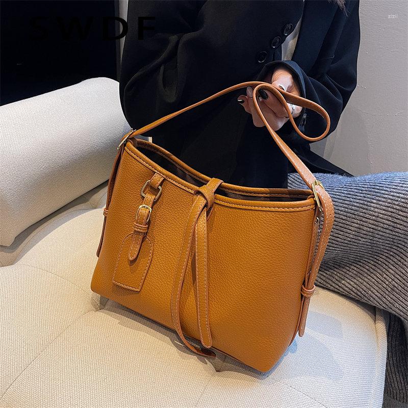 Evening Bags 2023 Autumn And Winter Style Ladies Shoulder Bag 2 Piece Set Messenger Fashion Casual Large Shopping, Brown
Evening Bags 2023 Autumn And Winter Style Ladies Shoulder Bag 2 Piece Set Messenger Fashion Casual Large Shopping, Brown