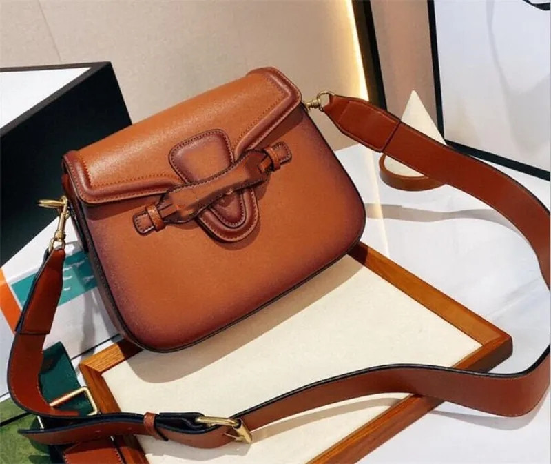 Women bags Ophidia handbags Double G totes designer Shoulder crossbody bag fashion genuine leather flip messenger wallet lady Web Ribbon vintage purses, 3#size:21*16cm
Women bags Ophidia handbags Double G totes designer Shoulder crossbody bag fashion genuine leather flip messenger wallet lady Web Ribbon vintage purses, 3#size:21*16cm