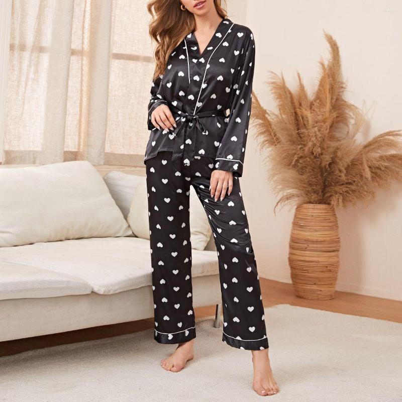 Women' Sleepwear Designer Women Long-Sleeve Suit Heart Shaped Print Silk Satin Pajamas Set Summer Autumn Pyjamas Nightwear With Belt, Black
Women' Sleepwear Designer Women Long-Sleeve Suit Heart Shaped Print Silk Satin Pajamas Set Summer Autumn Pyjamas Nightwear With Belt, Black