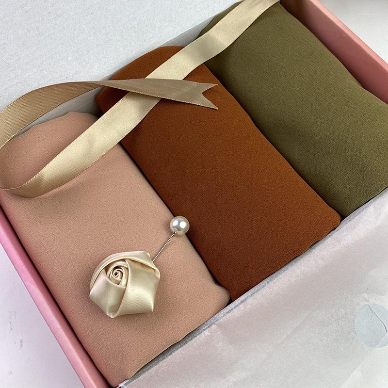 Ethnic Clothing 3pcs/box Chiffon Hijab Malaysian Women Plain Scarf Wrap Solid Color Shawls Headband Muslim Hijabs Headscarf Custom Gift Box
Ethnic Clothing 3pcs/box Chiffon Hijab Malaysian Women Plain Scarf Wrap Solid Color Shawls Headband Muslim Hijabs Headscarf Custom Gift Box