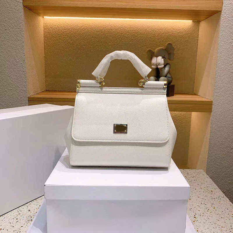 2022 5A Quality classic Shoulder bag for women Ophidia series double printing red and green canvas woman large capacity bag shoulder ladies bag
2022 5A Quality classic Shoulder bag for women Ophidia series double printing red and green canvas woman large capacity bag shoulder ladies bag