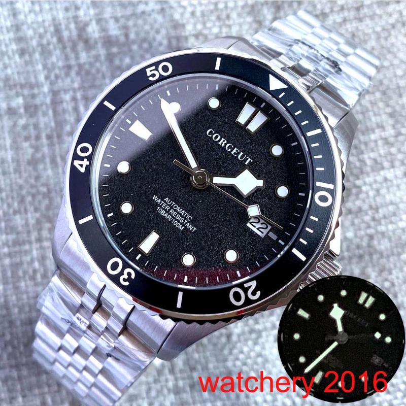 Wristwatches Luxury 40mm Blue Black NH35 Mechanical Automatic Movement Luminous Sapphire Glass 100M Waterproof Men's Watch
Wristwatches Luxury 40mm Blue Black NH35 Mechanical Automatic Movement Luminous Sapphire Glass 100M Waterproof Men's Watch