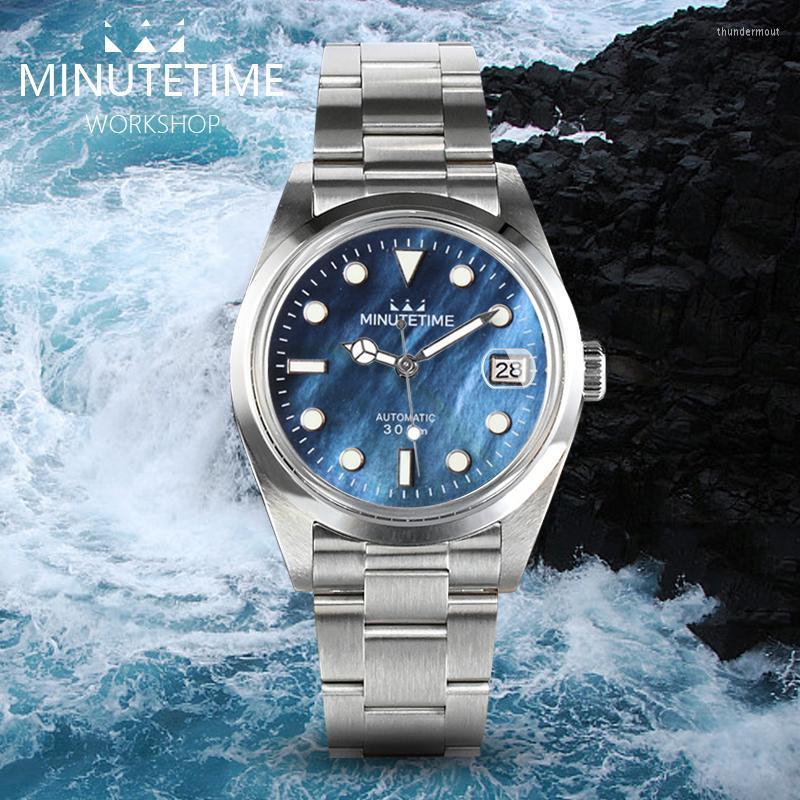 Wristwatches Fashion Sport Wristwatch 39mm Men Stainless Steel NH35A Movement Sapphire Crystal Luminous Waterproof Automatic Mechanical Watc
Wristwatches Fashion Sport Wristwatch 39mm Men Stainless Steel NH35A Movement Sapphire Crystal Luminous Waterproof Automatic Mechanical Watc