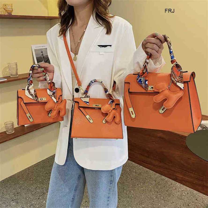 Designer Bag Herme Kelys Handbags Kelys New 2023 Autumn Fashion Womens Bag French Texture Portable Single Shoulder Messenger, Large size
Designer Bag Herme Kelys Handbags Kelys New 2023 Autumn Fashion Womens Bag French Texture Portable Single Shoulder Messenger, Large size