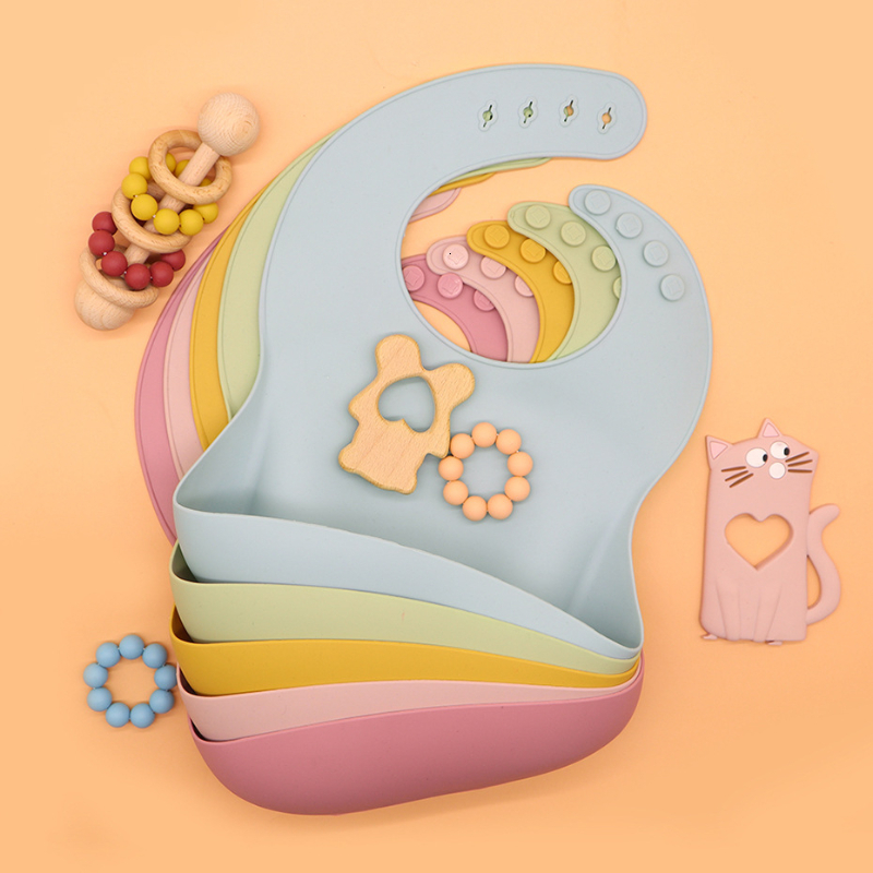 Bibs Burp Cloths Fashionable silicon Baby Bib Waterproof Infant Bibs born Feeding Cloth Toddle Boys Girls Adjustable Different Styles of 230213
Bibs Burp Cloths Fashionable silicon Baby Bib Waterproof Infant Bibs born Feeding Cloth Toddle Boys Girls Adjustable Different Styles of 230213