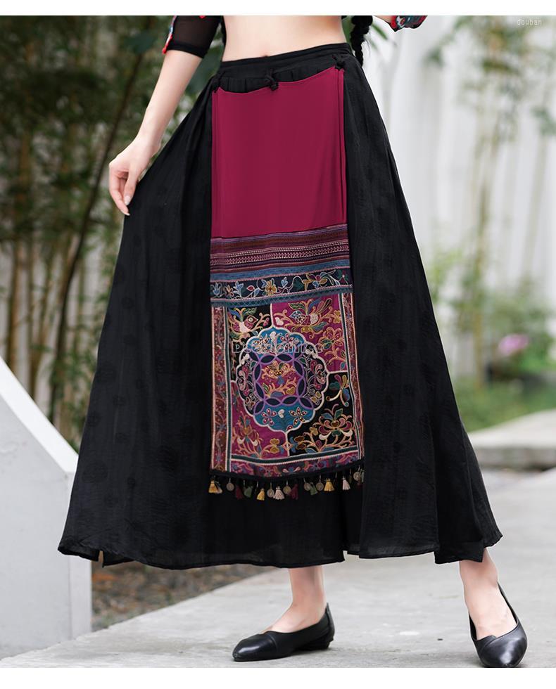 Ethnic Clothing 2023 Women Vintage Chinese Style Long Patchwork Skirt National Flower Embroidery A-line Elegant Retro Loose Casual
Ethnic Clothing 2023 Women Vintage Chinese Style Long Patchwork Skirt National Flower Embroidery A-line Elegant Retro Loose Casual