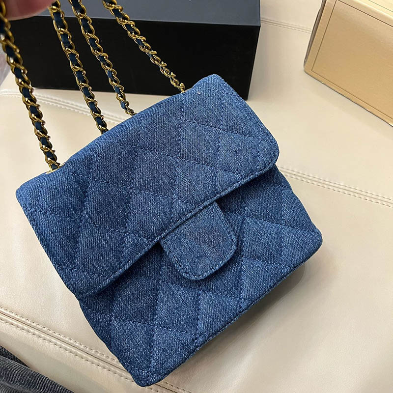 French Women Denim Mini Classic Flap Shoulder Bag Quilted Crossbody Designer Bag Gold Badge Classic Flap Wallet Coin Purse Birkin Fanny Pack Multi Pochettes 17CM, Box
French Women Denim Mini Classic Flap Shoulder Bag Quilted Crossbody Designer Bag Gold Badge Classic Flap Wallet Coin Purse Birkin Fanny Pack Multi Pochettes 17CM, Box