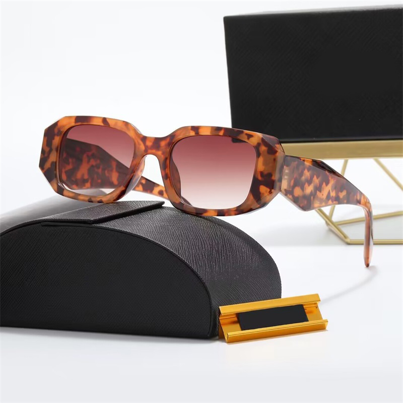 Trend womans shield sunglasses designer p oversize sun glasses luxury fashion mens sport gafas sol mujer retro hiphop polarized lady sunglasses men high end
Trend womans shield sunglasses designer p oversize sun glasses luxury fashion mens sport gafas sol mujer retro hiphop polarized lady sunglasses men high end