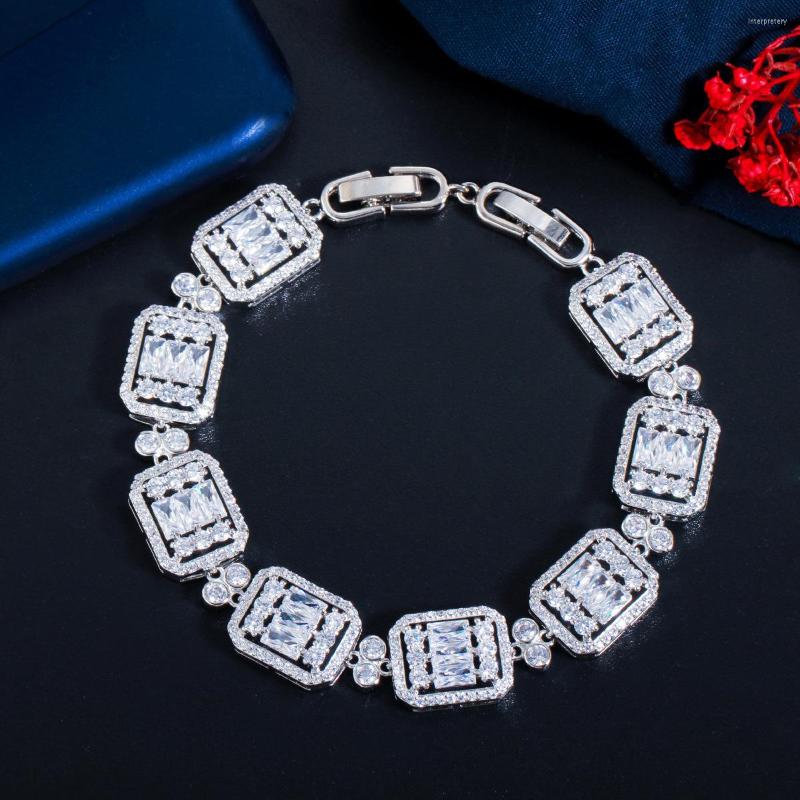 Bangle EYER 17.5mm Personality Baguette Miami Cuban Chain Bracelet High Quality Cubic Zircon Hip Hop Jewelry For Gift
Bangle EYER 17.5mm Personality Baguette Miami Cuban Chain Bracelet High Quality Cubic Zircon Hip Hop Jewelry For Gift
