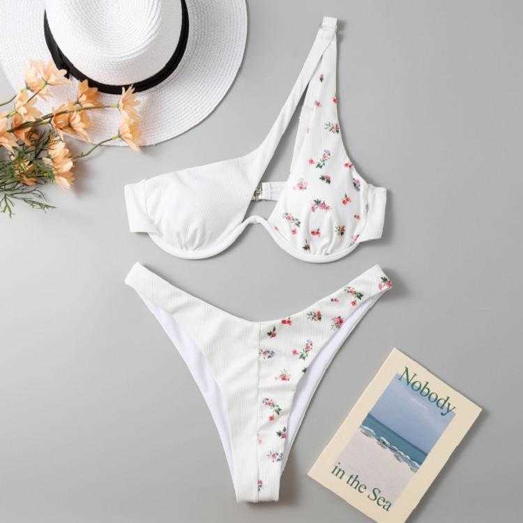 Retro Sexy Bikini Three Point Single Shoulder Suspender Split Swimsuit Floral, White
Retro Sexy Bikini Three Point Single Shoulder Suspender Split Swimsuit Floral, White