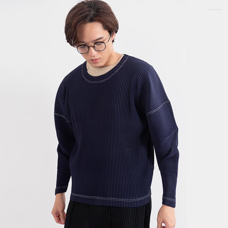 Men' T Shirts Pleats Please Men Long Sleeve T-shirt Autumn Winter Loose Casual Shirt Korean Fashion Tops, Black
Men' T Shirts Pleats Please Men Long Sleeve T-shirt Autumn Winter Loose Casual Shirt Korean Fashion Tops, Black