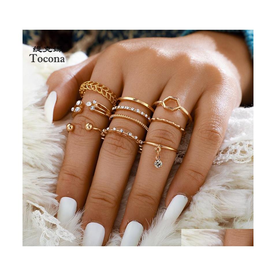 Cluster Rings Tocona 8Pcs/Sets Geometric Bohemian Ring Sets Clear Crystal Stone Gold Chain Opening For Female Jewelry Accessories 90 Dhrqs
Cluster Rings Tocona 8Pcs/Sets Geometric Bohemian Ring Sets Clear Crystal Stone Gold Chain Opening For Female Jewelry Accessories 90 Dhrqs