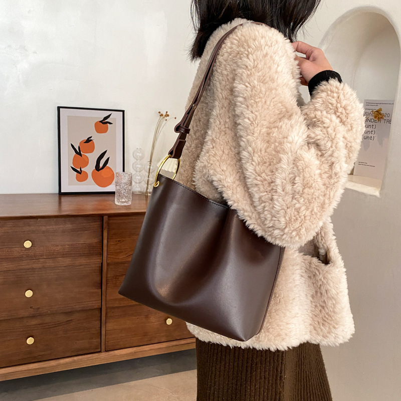 Women Inclined Shoulder Bags Fashion casual Womens Bag Small Handbag Totes High-capacity PU leather Large volume wholesale Girl Mobile Phone Bag Black 036, White
Women Inclined Shoulder Bags Fashion casual Womens Bag Small Handbag Totes High-capacity PU leather Large volume wholesale Girl Mobile Phone Bag Black 036, White