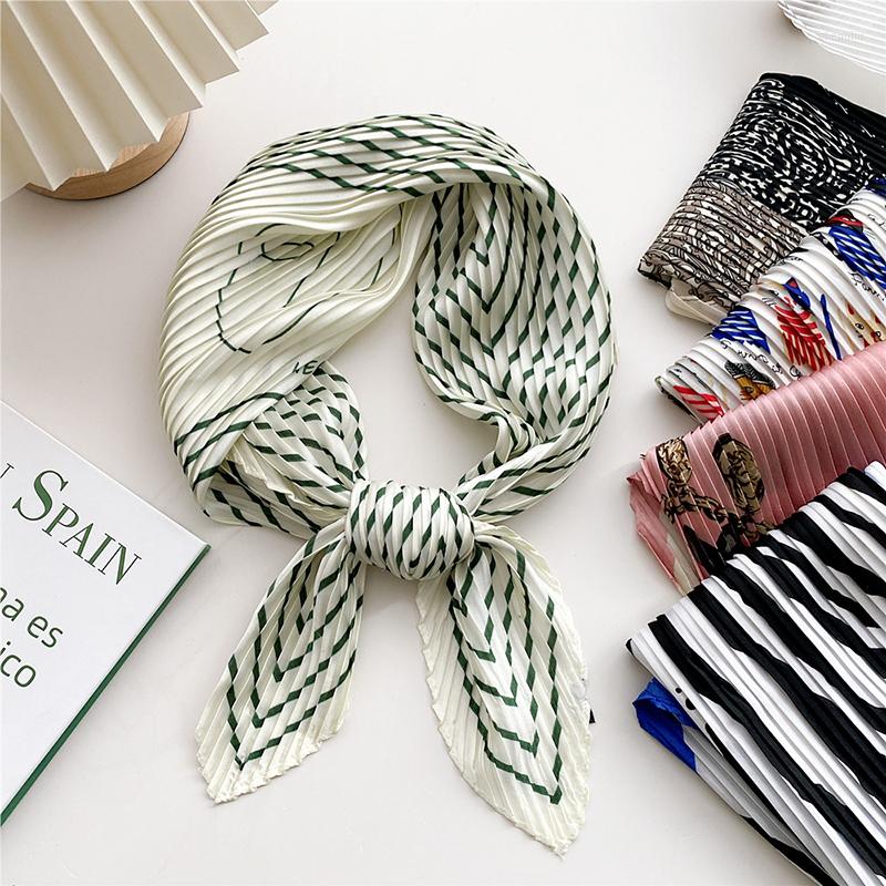 Scarves Striped Crinkle Scarf Female Pleated Bandana Shawl 70 70cm Fashion Print Small Neck Office Lady Hair Band Neckerchief
Scarves Striped Crinkle Scarf Female Pleated Bandana Shawl 70 70cm Fashion Print Small Neck Office Lady Hair Band Neckerchief