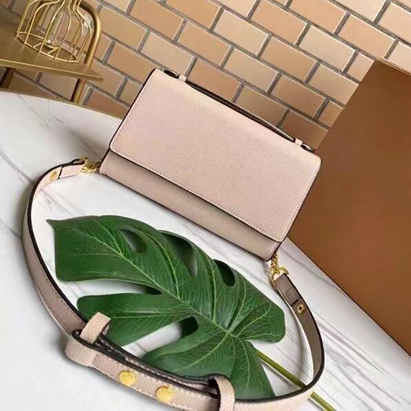 High quality fashion designer bags luxury handbag purse Pochette accessory bag Women's brand classic style leather shoulder bag, Pink
High quality fashion designer bags luxury handbag purse Pochette accessory bag Women's brand classic style leather shoulder bag, Pink