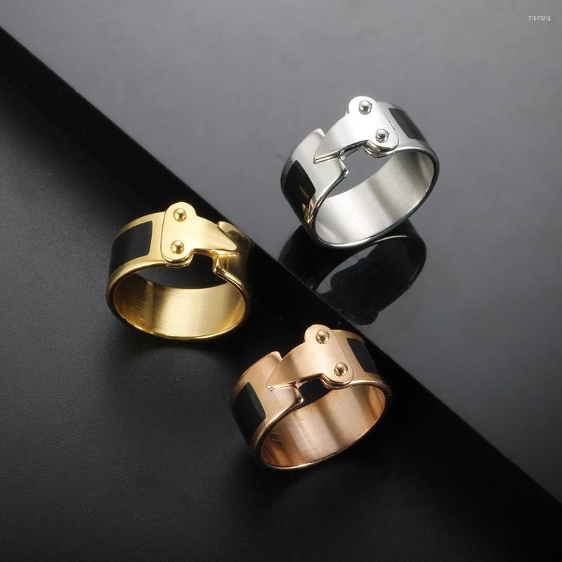 Cluster Rings Fashion Enamel Buckle Charm Ring Black Dripping Oil Stainless Steel 10mm Shells Finger 1 8 K Gold Plated For Women Jewelry
Cluster Rings Fashion Enamel Buckle Charm Ring Black Dripping Oil Stainless Steel 10mm Shells Finger 1 8 K Gold Plated For Women Jewelry