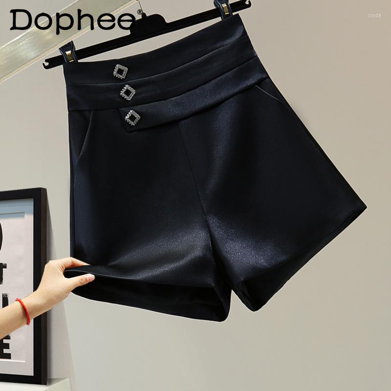 Women' Shorts Rhinestone Buckle High Waist Glossy Satin For Women A- Line Wide Leg 2023 Summer Korean Style Solid Color Casual Outfits, White
Women' Shorts Rhinestone Buckle High Waist Glossy Satin For Women A- Line Wide Leg 2023 Summer Korean Style Solid Color Casual Outfits, White