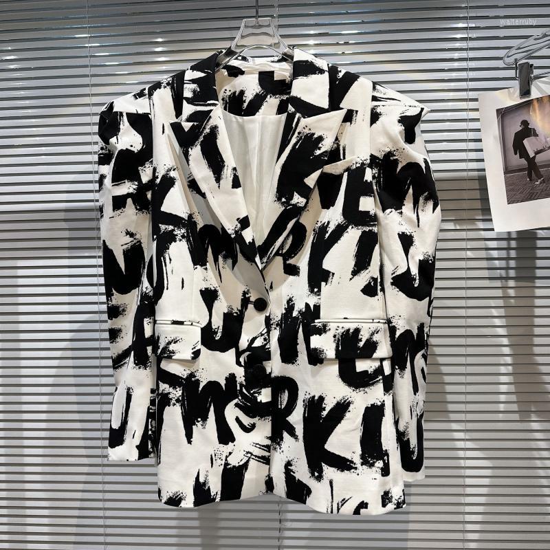 Women' Suits PREPOMP 2023 Spring Arrival Long Sleeve Notched Collar White Hand Painted Padded Shoulder Blazer Coat Women GH270
Women' Suits PREPOMP 2023 Spring Arrival Long Sleeve Notched Collar White Hand Painted Padded Shoulder Blazer Coat Women GH270