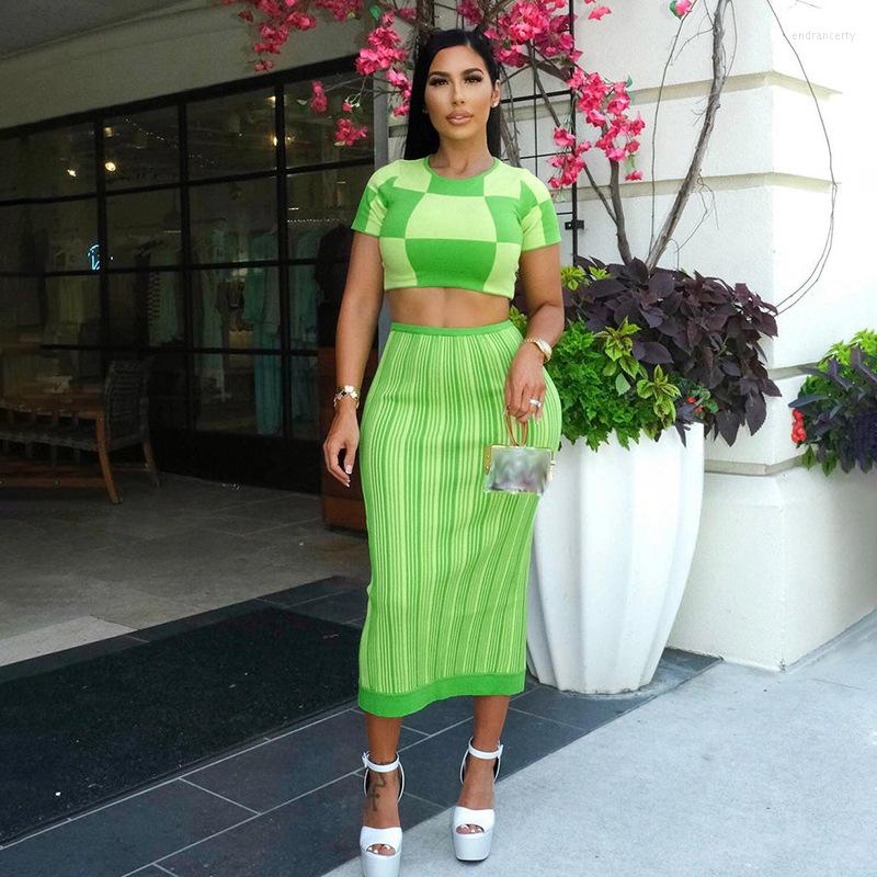 Casual Dresses Autumn Winter Ribbed Two Piece Skirt Set Short Sleeve Plaid Crop Top High Waist Back Split Striped Bodycon Midi Dress Suit, Green
Casual Dresses Autumn Winter Ribbed Two Piece Skirt Set Short Sleeve Plaid Crop Top High Waist Back Split Striped Bodycon Midi Dress Suit, Green